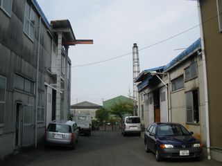 工場・事務所・倉庫の全景